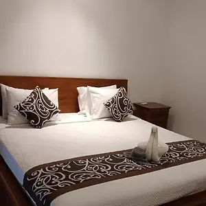 nu-graha-guesthouse.ubudhotelsnow.com/